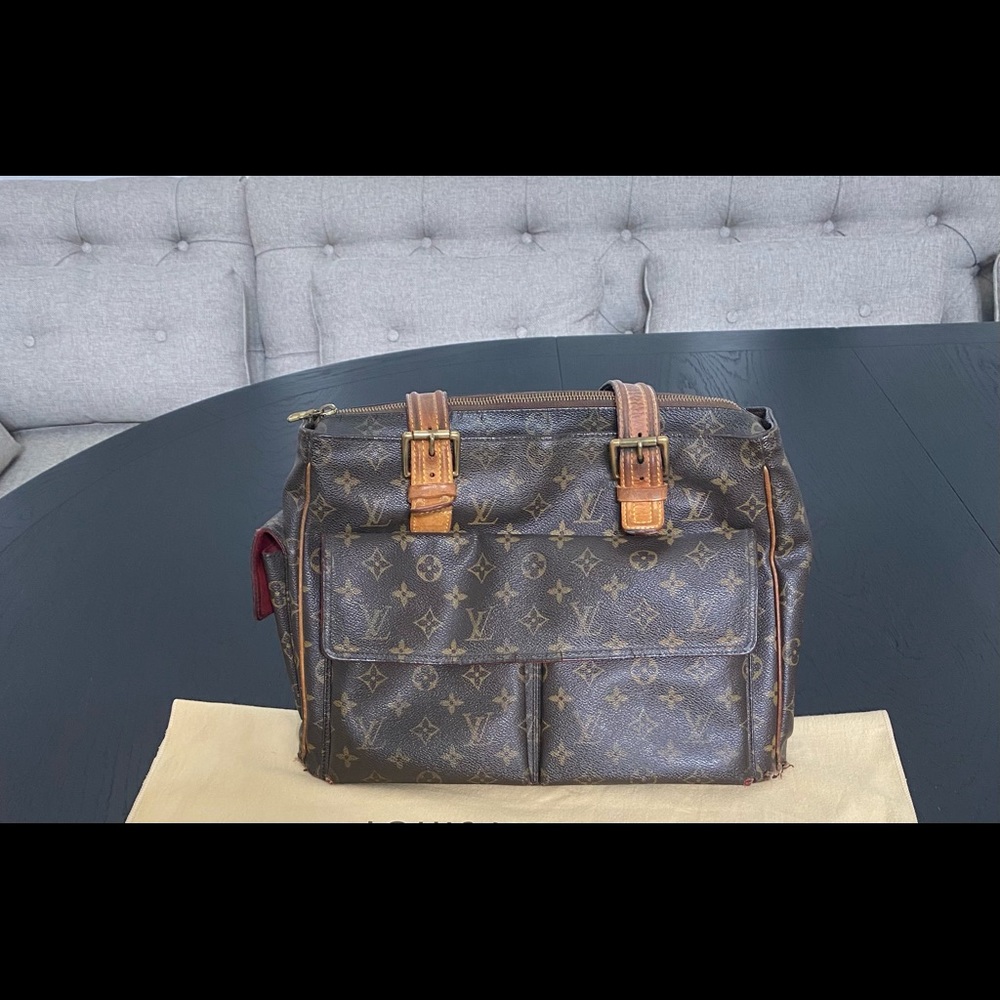 Louis Vuitton authentic purse